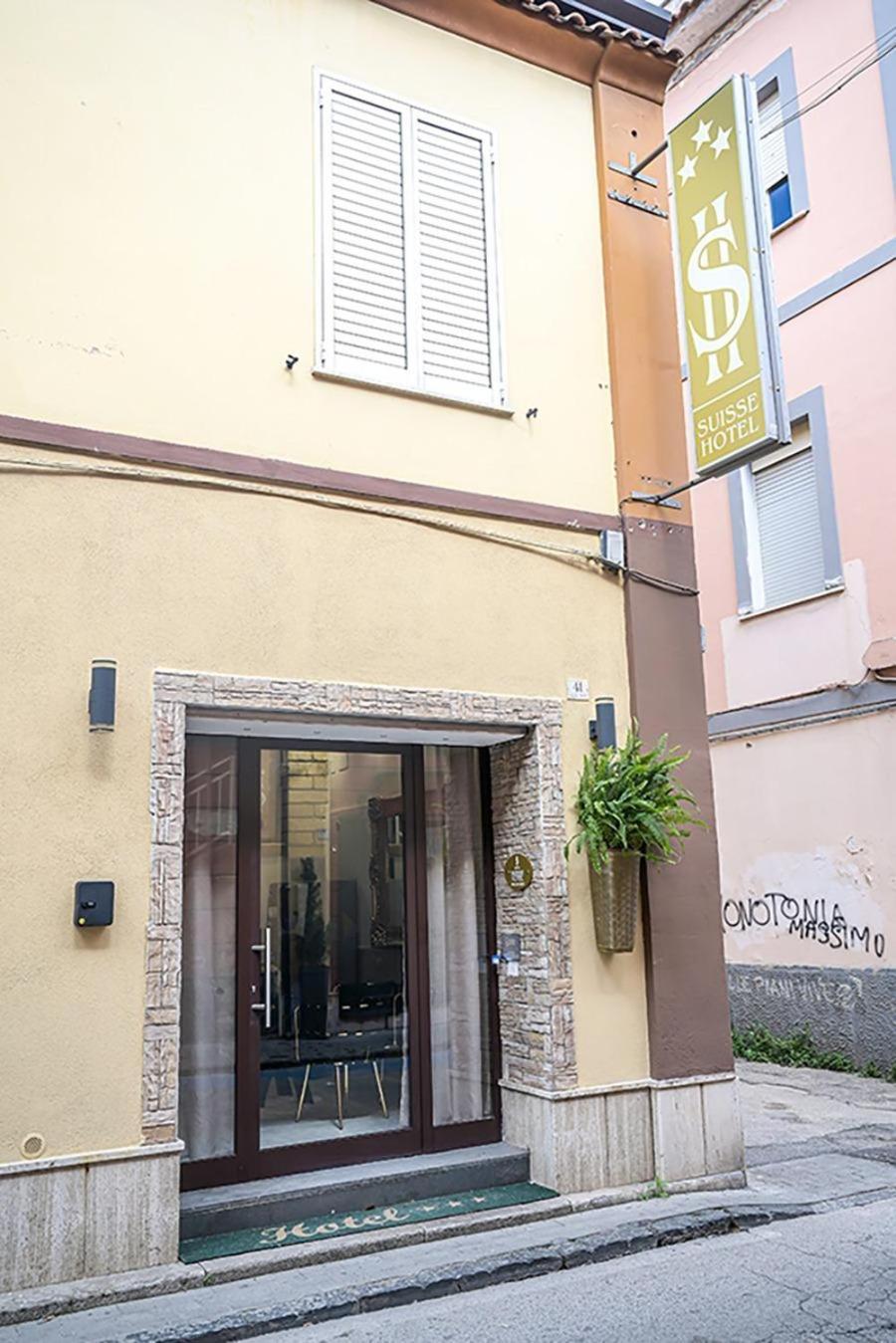 Suisse Hotel Caserta Exterior foto